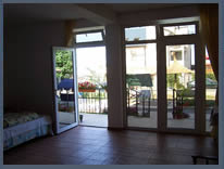 Camera cu terasa Vila Madi III